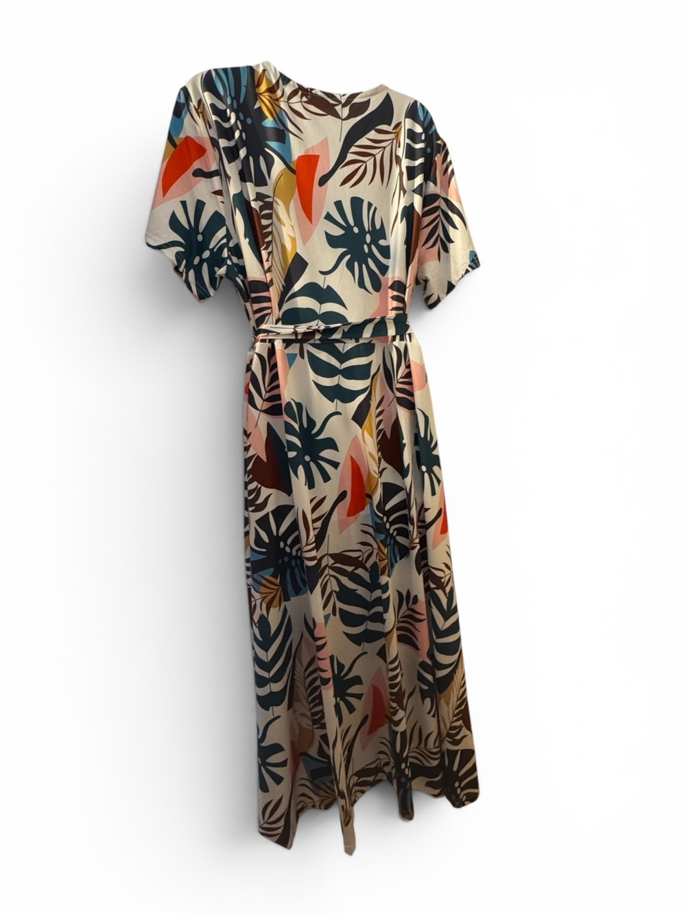 BloomChic GORGEOUS Leaf-Print Mock Wrap Dress PLUS: 2X    #CL - Picture 6 of 7